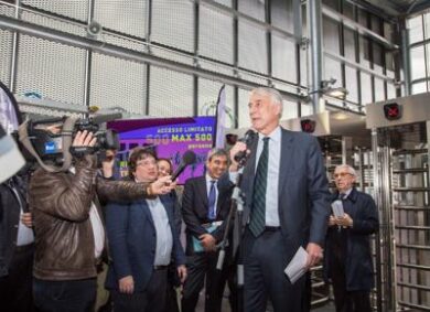 M5 inaugurata. Pisapia: “Promessa mantenuta”. Fi: “Altro traguardo… della Moratti”