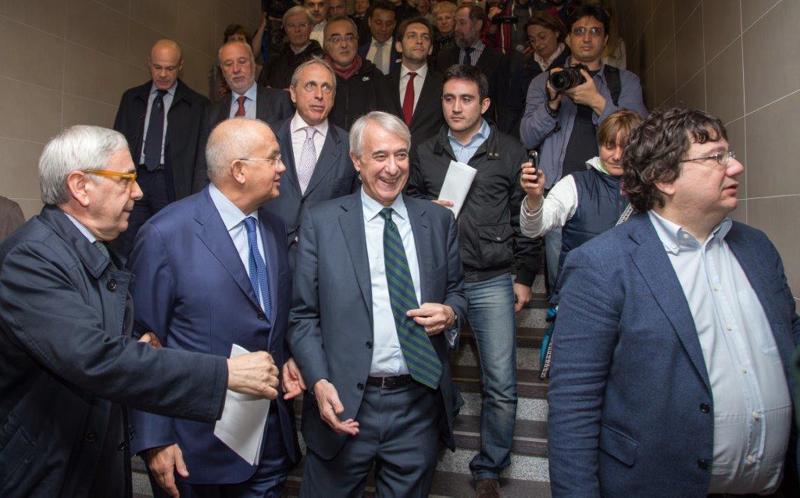 M5 inaugurata. Pisapia: “Promessa mantenuta”. Fi: “Altro traguardo… della Moratti” M5 inaugurata. Pisapia: “Promessa mantenuta”. Fi: “Altro traguardo… della Moratti”