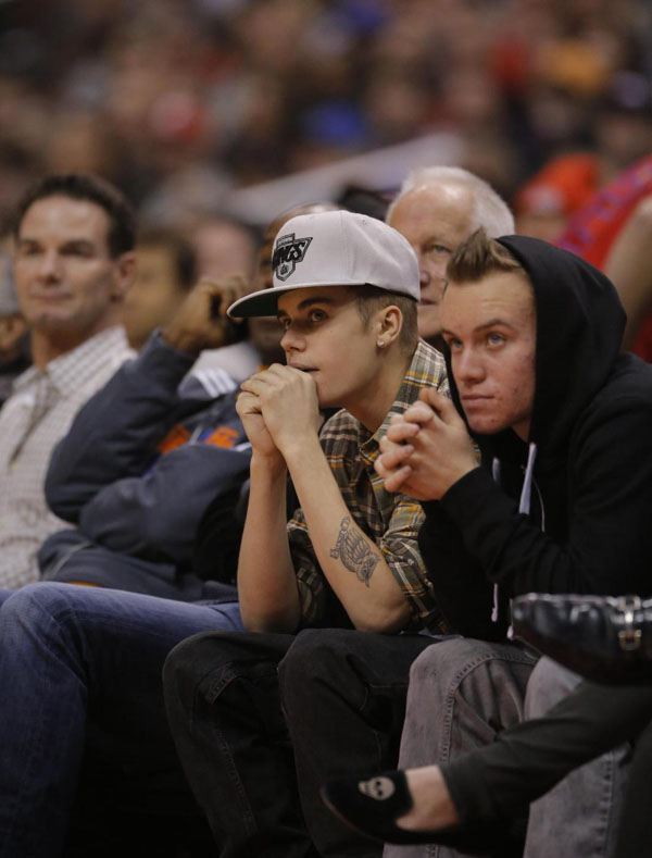 Justin Bieber, giallo sull’arresto. La polizia all’Hilton di Roma Justin Bieber, giallo sull’arresto. La polizia all’Hilton di Roma