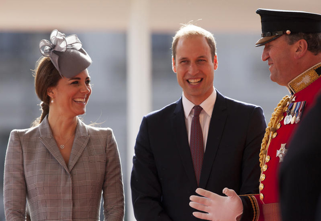 Kate Middleton e Michelle Hunziker, icone glamour a confronto Kate Middleton e Michelle Hunziker, icone glamour a confronto