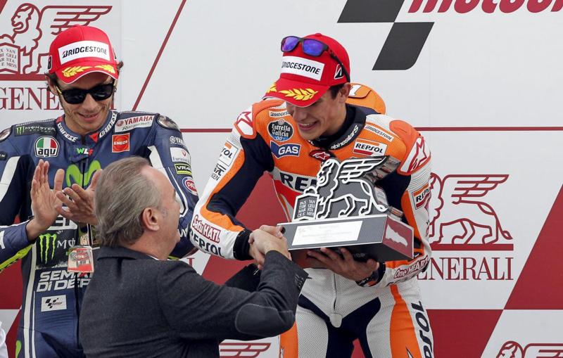 Valentino Rossi, il padre: “Che gusto bastonare i giovani” Valentino Rossi, il padre: “Che gusto bastonare i giovani”