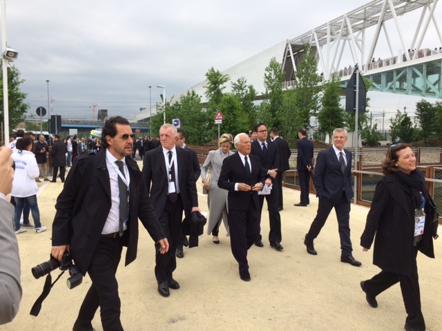Inaugurazione Expo: Monti ignorato e la sfiga di entrare con Lapo. CATTIVERIE Inaugurazione Expo: Monti ignorato e la sfiga di entrare con Lapo. CATTIVERIE