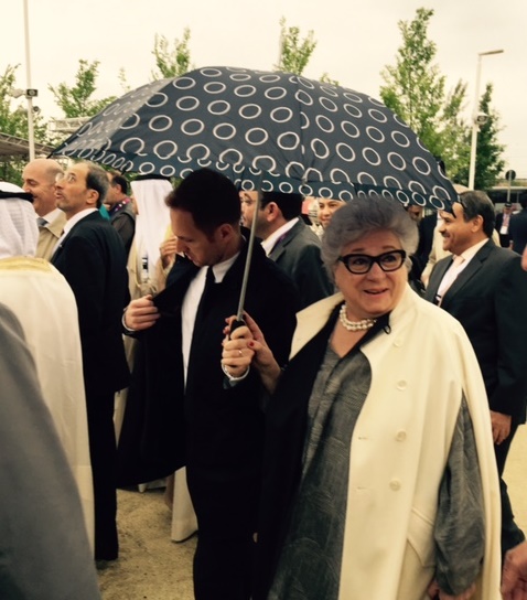 Inaugurazione Expo: Monti ignorato e la sfiga di entrare con Lapo. CATTIVERIE Inaugurazione Expo: Monti ignorato e la sfiga di entrare con Lapo. CATTIVERIE