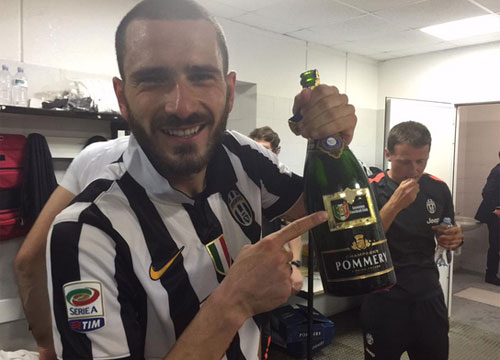 Juventus, Vidal firma il gol del 4° scudetto di fila Juventus, Vidal firma il gol del 4° scudetto di fila