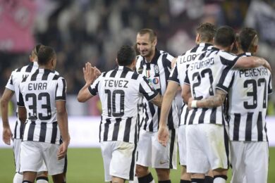 Tevez va al circo, mentre la Juventus lo blinda