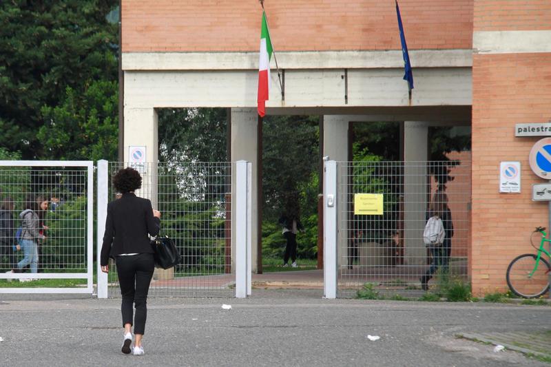 Scuola, in migliaia contro la riforma. Renzi: “Ascolto tutti” Scuola, in migliaia contro la riforma. Renzi: “Ascolto tutti”