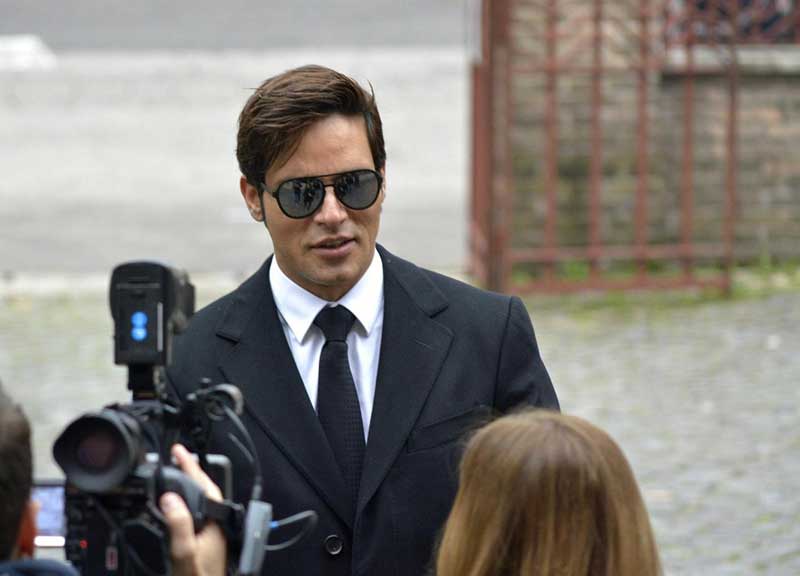 Gabriel Garko sfigurato. Tutti i “ritocchini” delle star. FOTO Gabriel Garko sfigurato. Tutti i “ritocchini” delle star. FOTO