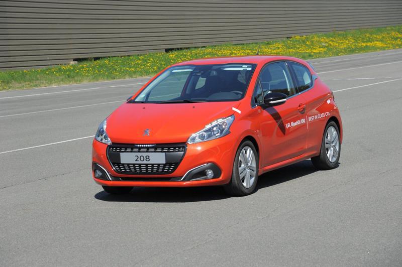 Record assoluto dei consumi per la peugeot 208 BlueHDi Record assoluto dei consumi per la peugeot 208 BlueHDi