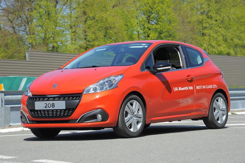 Record assoluto dei consumi per la peugeot 208 BlueHDi Record assoluto dei consumi per la peugeot 208 BlueHDi