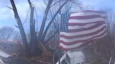 Usa, allarme tornado in Oklahoma: evacuato aeroporto