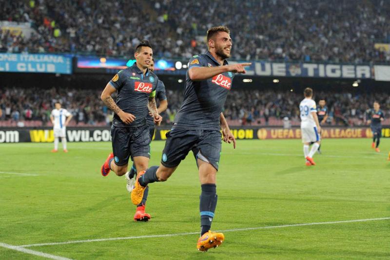 Napoli, De Laurentiis: Platini ti diamo fastidio? Arbitraggio indegno” Napoli, De Laurentiis: Platini ti diamo fastidio? Arbitraggio indegno”