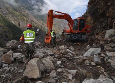 Nepal: ancora due terremoti scuotono il paese: morti e feriti