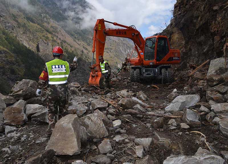 Nepal: ancora due terremoti scuotono il paese: morti e feriti Nepal: ancora due terremoti scuotono il paese: morti e feriti
