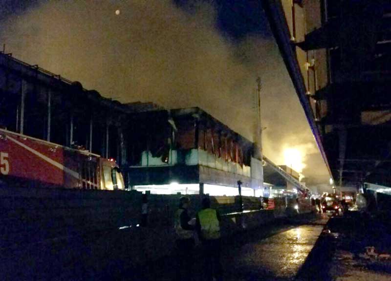 Rogo Fiumicino, indagati 5 operai. Quadro elettrico raffredato col condizionatore