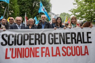 Scuola, passa la norma sul super preside