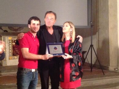 Sebastiano Somma: “Il bacio azzurro” e l’impegno sociale. In autunno in teatro”