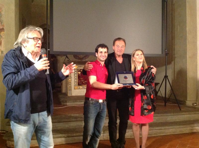 Sebastiano Somma: “Il bacio azzurro” e l’impegno sociale. In autunno in teatro” Sebastiano Somma: “Il bacio azzurro” e l’impegno sociale. In autunno in teatro”