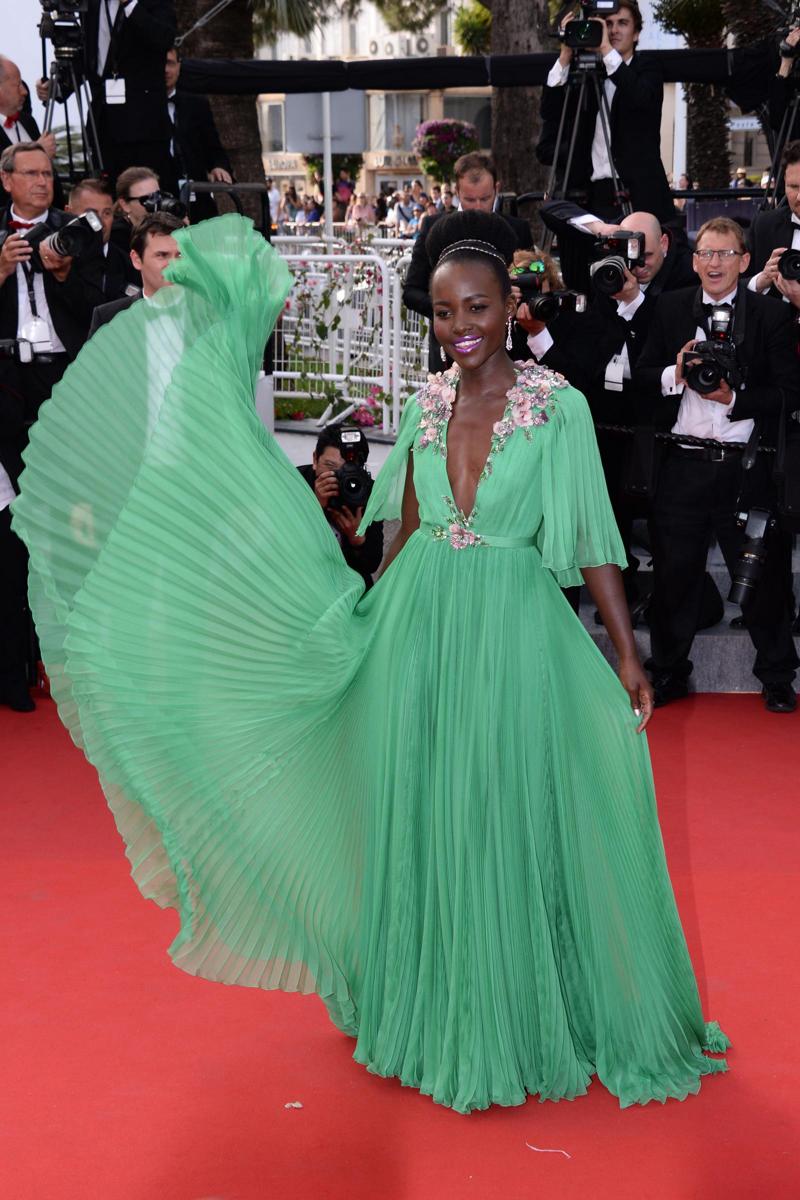 A Cannes la dittatura del tacco 12, è polemica