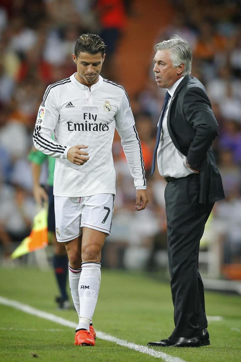 Real Madrid, giocatori in rivolta contro Florentino: conferma Ancelotti Real Madrid, giocatori in rivolta contro Florentino: conferma Ancelotti