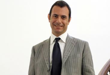 Tessile-abbigliamento, fatturato da record. Intesa: la moda rischia di morire. Analisi