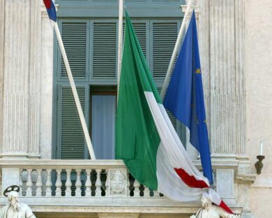 A Bolzano tricolore vietato per la commemorazione della Grande Guerra