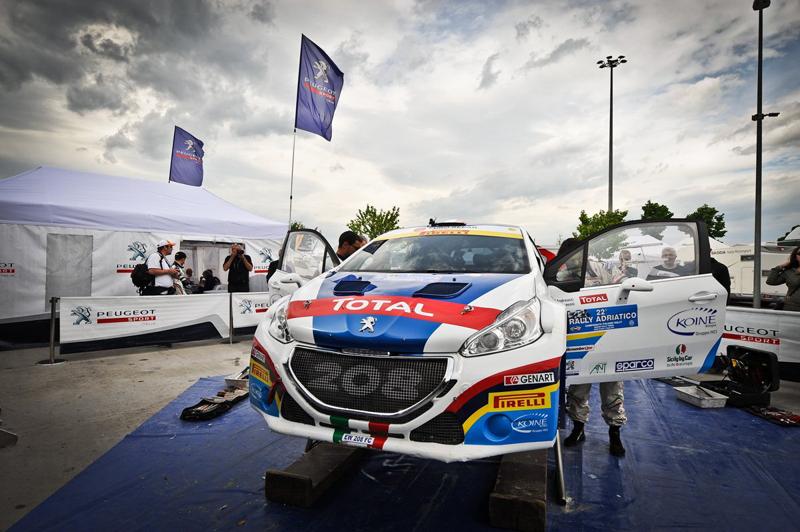 PEUGEOT ITALIA in pista per sostenere la FONDAZIONE ANT Italia Onlus PEUGEOT ITALIA in pista per sostenere la FONDAZIONE ANT Italia Onlus