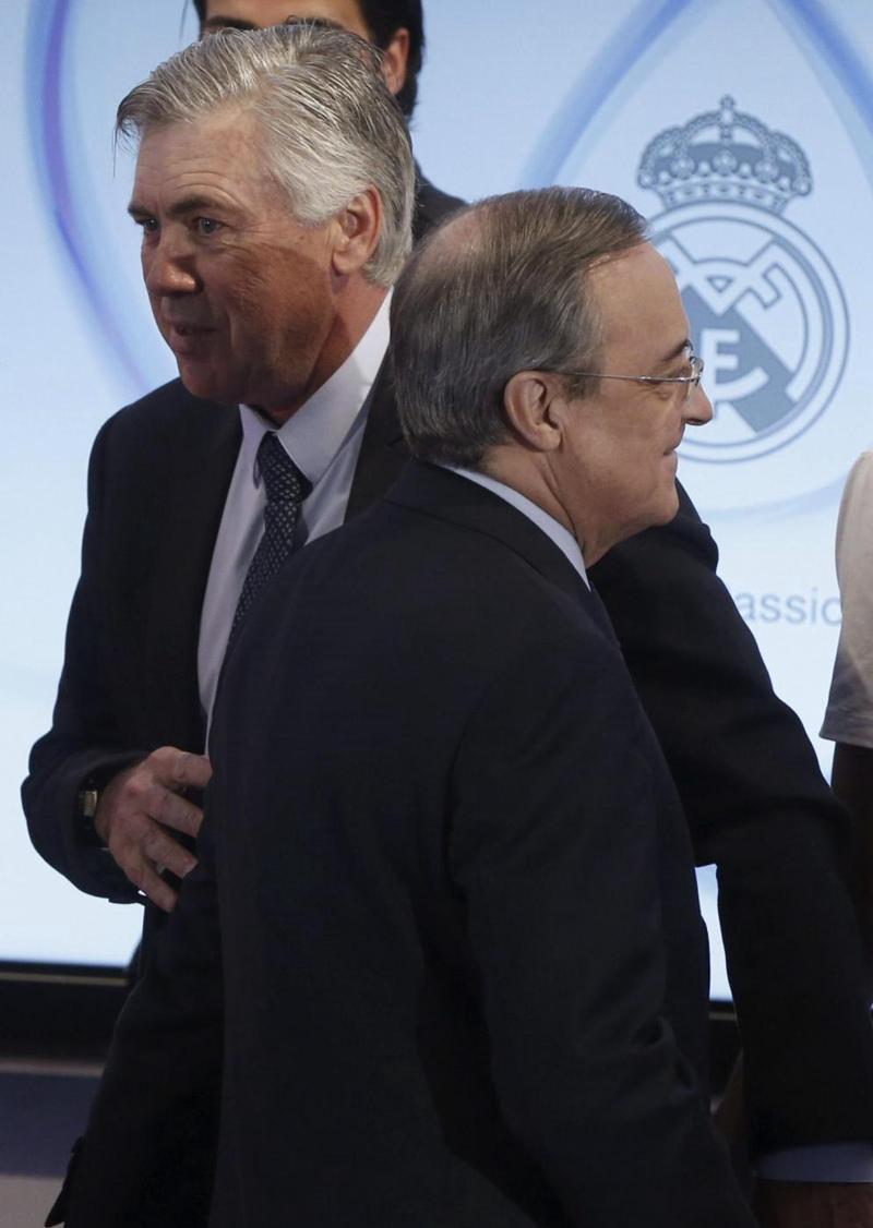 Florentino: “Esonerato Ancelotti”. Apre a Benitez o… Emery Florentino: “Esonerato Ancelotti”. Apre a Benitez o… Emery