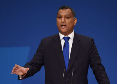 Raffaele Fitto sulle orme di David Cameron