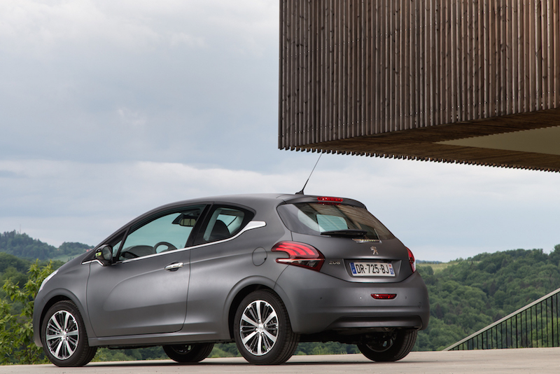 Peugeot 208:la francesina si rifà il trucco Peugeot 208:la francesina si rifà il trucco