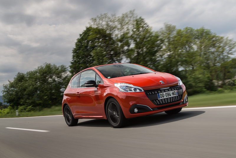 Peugeot 208:la francesina si rifà il trucco Peugeot 208:la francesina si rifà il trucco