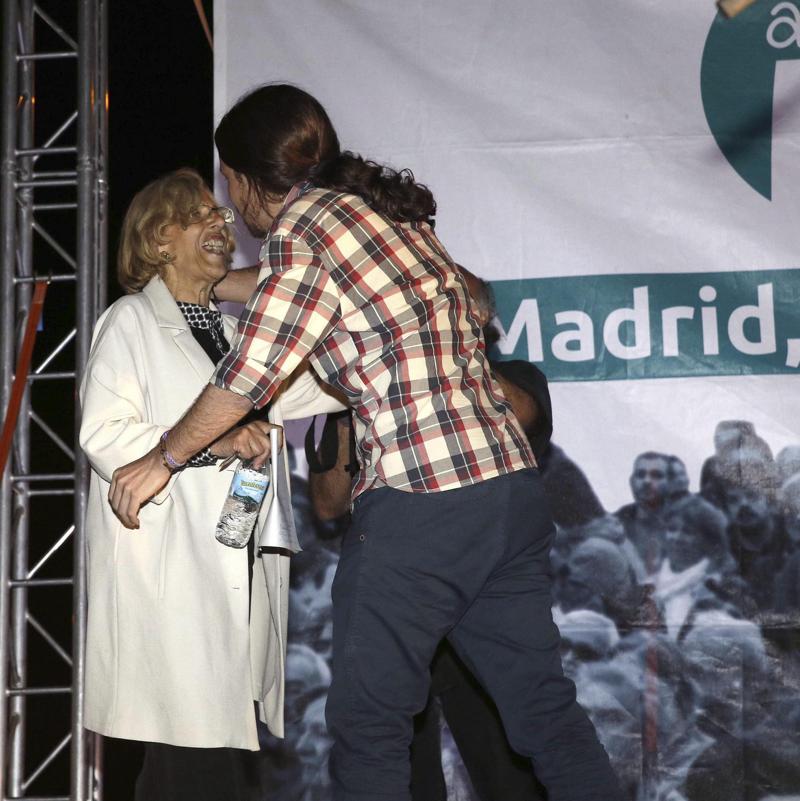Spagna/ Ada Colau, la pasionaria di Barcellona. A Madrid l’ex giudice Manuela Carmena Spagna/ Ada Colau, la pasionaria di Barcellona. A Madrid l’ex giudice Manuela Carmena