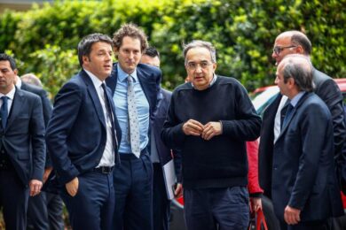 Fiat, Renzi in visita a Melfi: “Il lavoro? Si crea con il Jobs Act, non nei talk show”