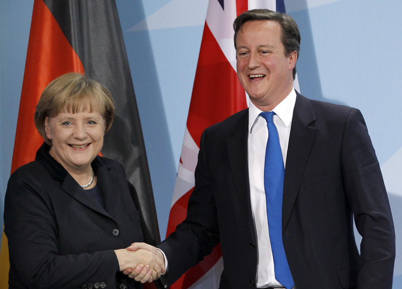 Europa, Cameron in tour per chiedere più autonomia. Accoglienza fredda Europa, Cameron in tour per chiedere più autonomia. Accoglienza fredda