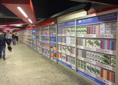 La spesa? In metro con un click: arrivano i ‘negozi virtuali’