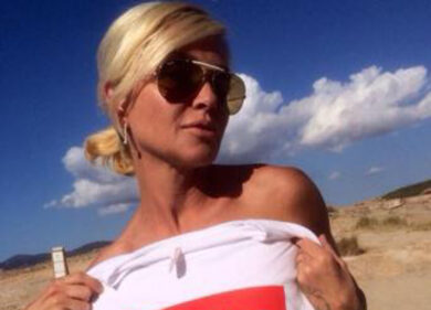 Paola Barale, addio a Raz Degan: l’annuncio sui social