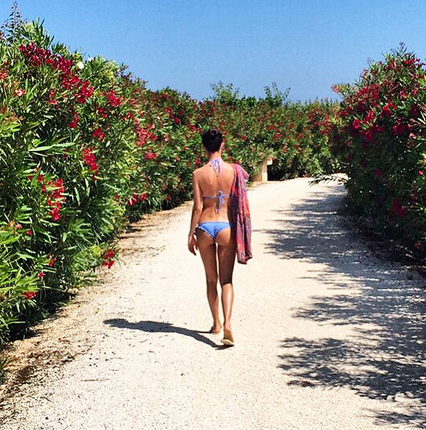 Cristina De Pin scalda la Puglia e la luna di miele con Montolivo