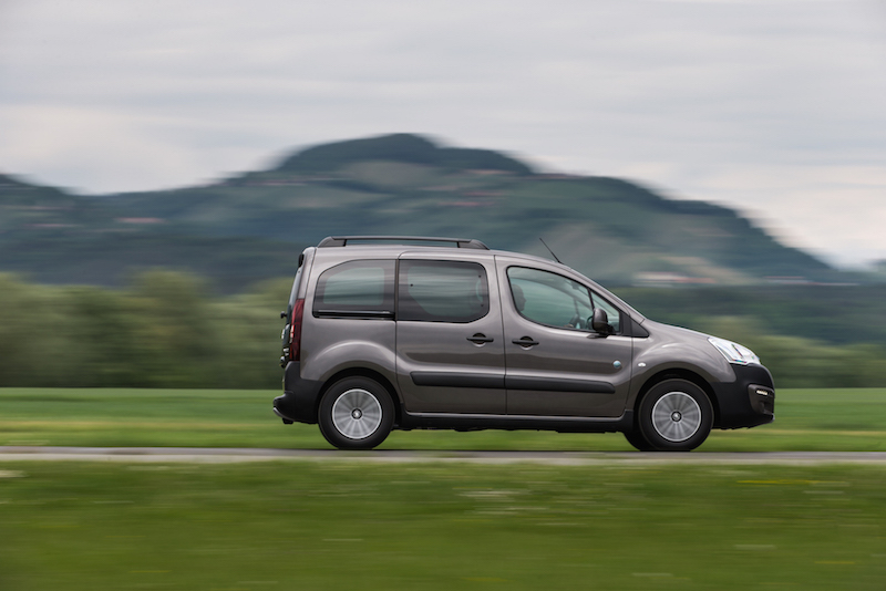 PEUGEOT Partner Tepee tutto nuovo per rimanere leader PEUGEOT Partner Tepee tutto nuovo per rimanere leader