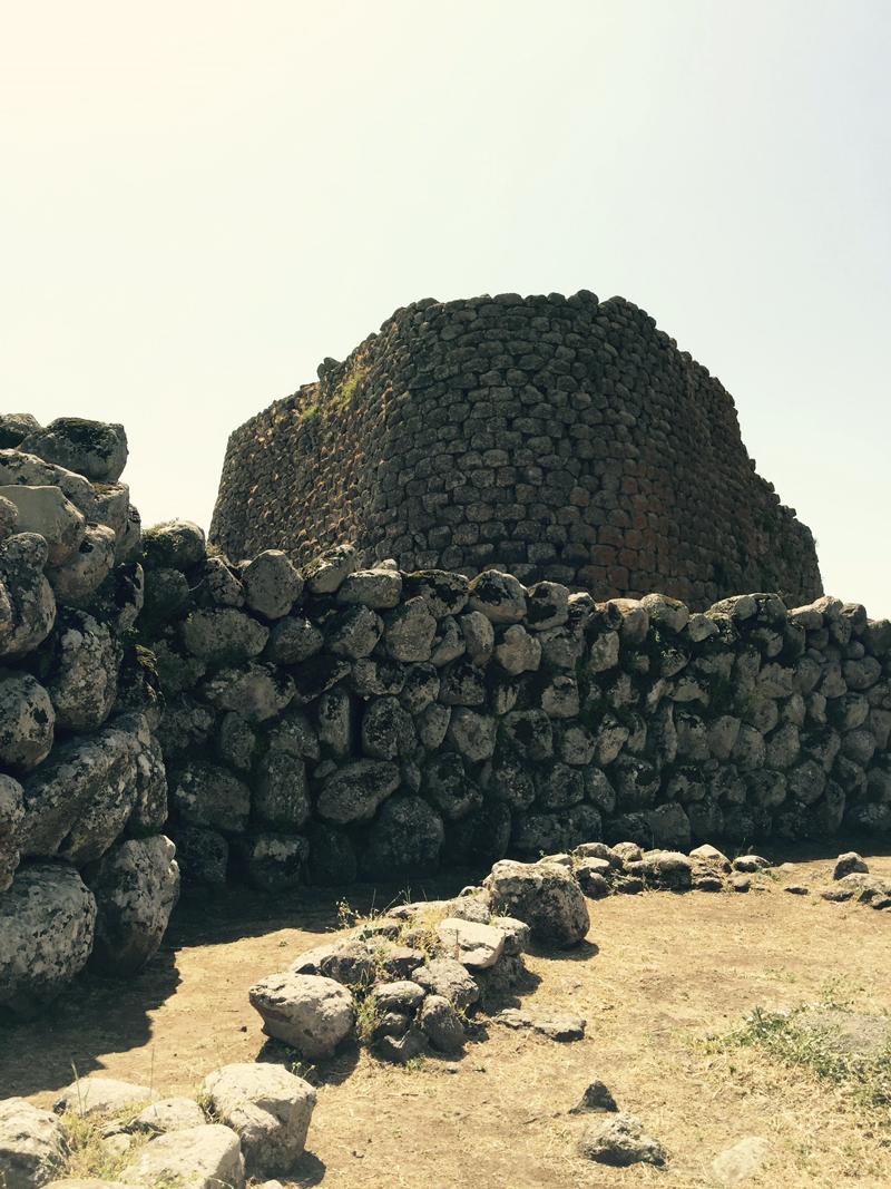 Sardegna, alla scoperta delle terme e dell’antica civiltà nuragica Sardegna, alla scoperta delle terme e dell’antica civiltà nuragica