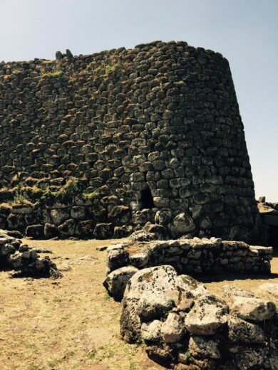 Sardegna, alla scoperta delle terme e dell’antica civiltà nuragica