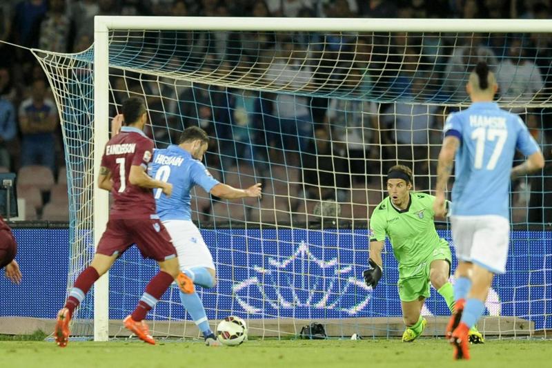 Napoli, ultima di Rafa Benitez è una caporetto. Higuain, errore fatale