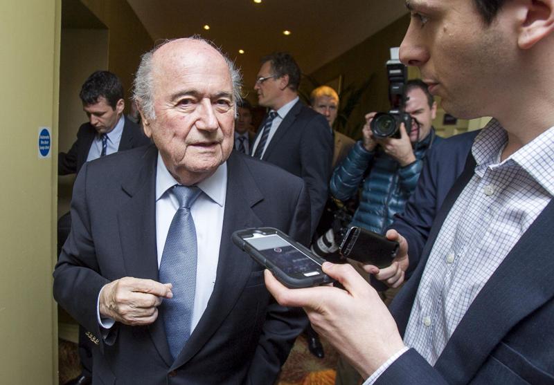 Fbi indaga su Blatter. E ora a “rischio i Mondiali del Qatar 2022 “ Fbi indaga su Blatter. E ora a “rischio i Mondiali del Qatar 2022 “
