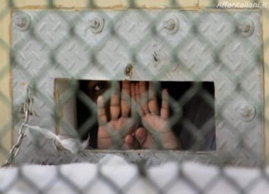 Carceri come ospedali: malati 2 detenuti su 3. E’ emergenza sanitaria dietro le sbarre