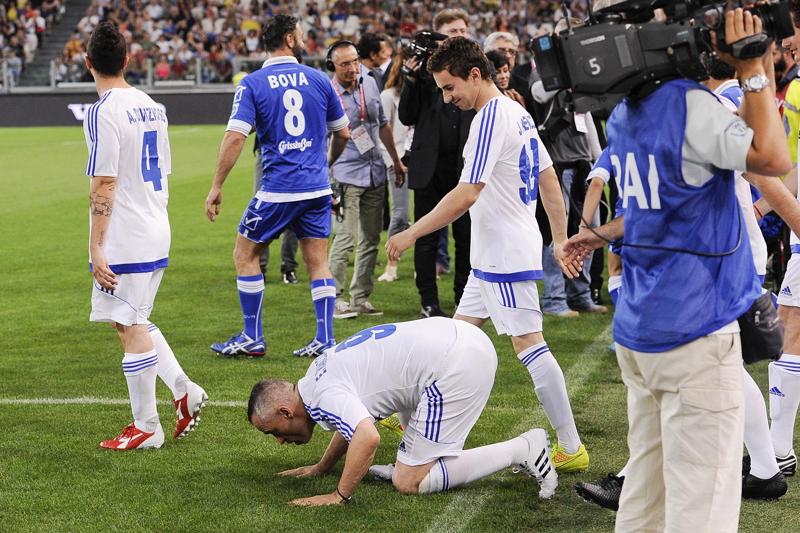 Barbarossa a Eros Ramazzotti: “T’ammazzo”. Poi la pace Barbarossa a Eros Ramazzotti: “T’ammazzo”. Poi la pace