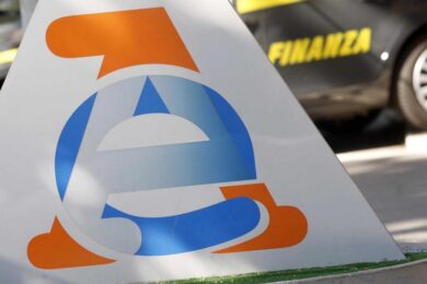 Falsi dirigenti delle entrate: accertamenti fiscali annullati