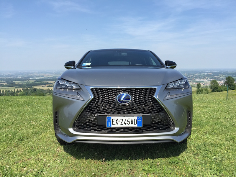 Lexus NX Hybrid il SUV perfetto anche in città Lexus NX Hybrid il SUV perfetto anche in città