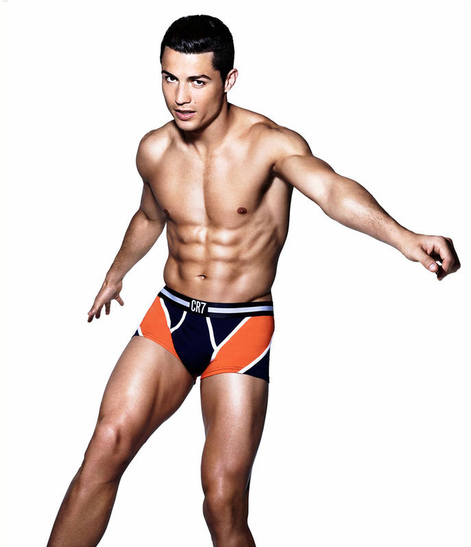 Cristiano Ronaldo, gay? “E’ spazzatura!”. E Alessia Tedeschi… Cristiano Ronaldo, gay? “E’ spazzatura!”. E Alessia Tedeschi…