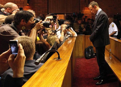 Pistorius, solo 10 mesi di carcere. Il 21 agosto torna già in libertà