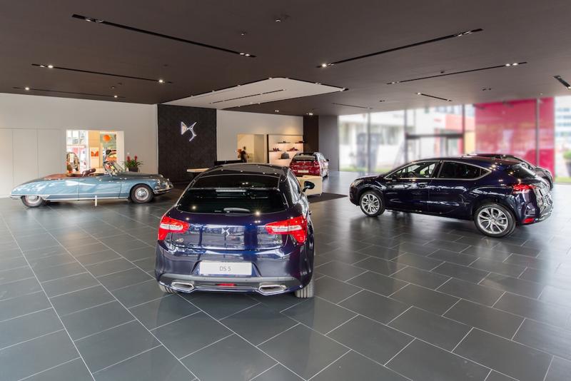 Apre ufficialmente i battenti a Milano, il primo DS Store italiano