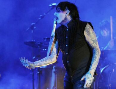 Marilyn Manson: nuova data. La “messa nera” fa sold out: tutti pazzi per il reverendo del rock
