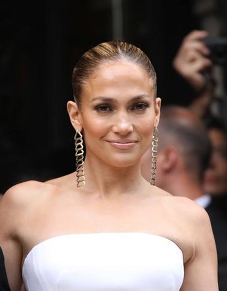 Jennifer Lopez: due anni di galera per il twerking sul palco Jennifer Lopez: due anni di galera per il twerking sul palco